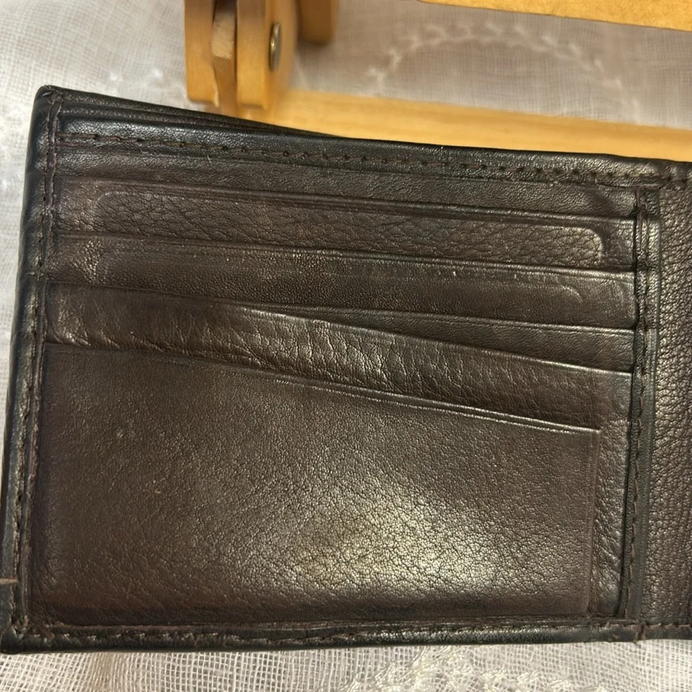 Hand crafted soft glove leather bifold wallet